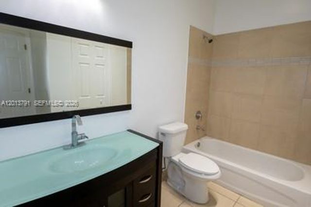 5743 SW 18th St, West Park, FL 33023
