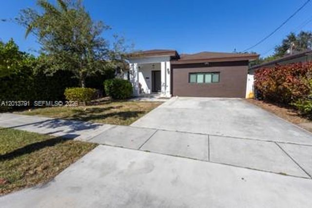 5743 SW 18th St, West Park, FL 33023