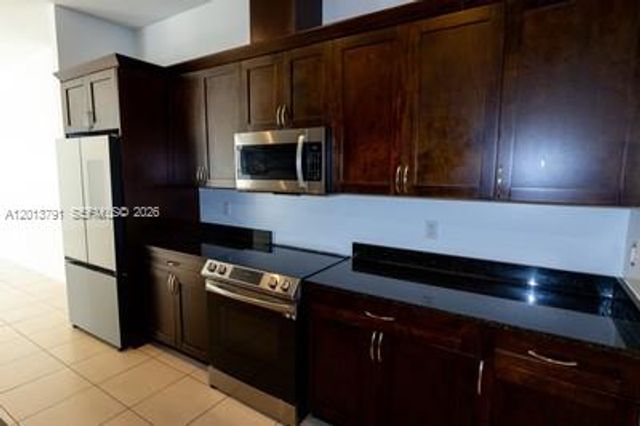 5743 SW 18th St, West Park, FL 33023