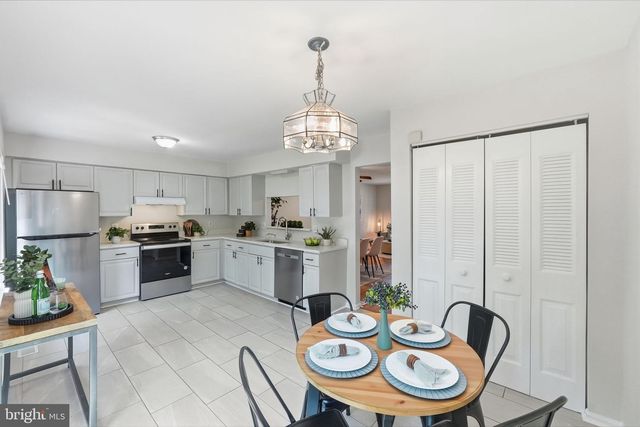 7822 BROOKVIEW CT, Manassas, VA 20109