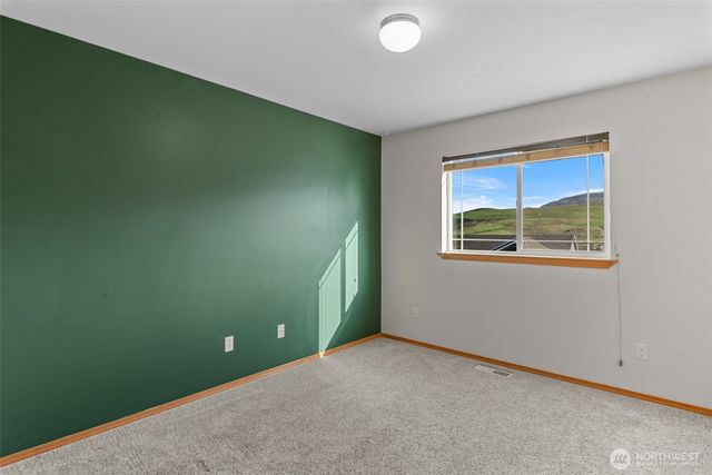 2589 Aviation Drive, East Wenatchee, WA 98802