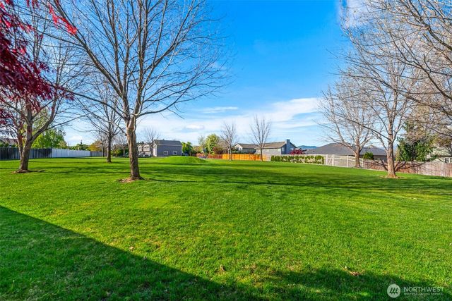 2589 Aviation Drive, East Wenatchee, WA 98802