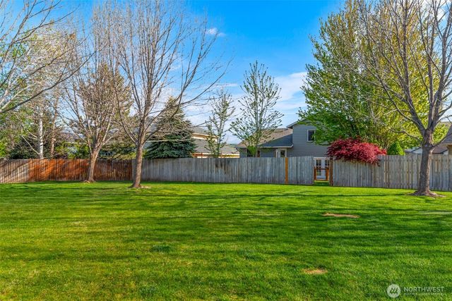 2589 Aviation Drive, East Wenatchee, WA 98802