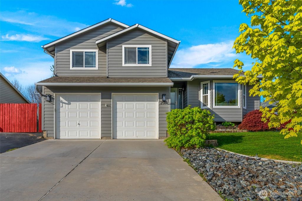 2589 Aviation Drive, East Wenatchee, WA 98802