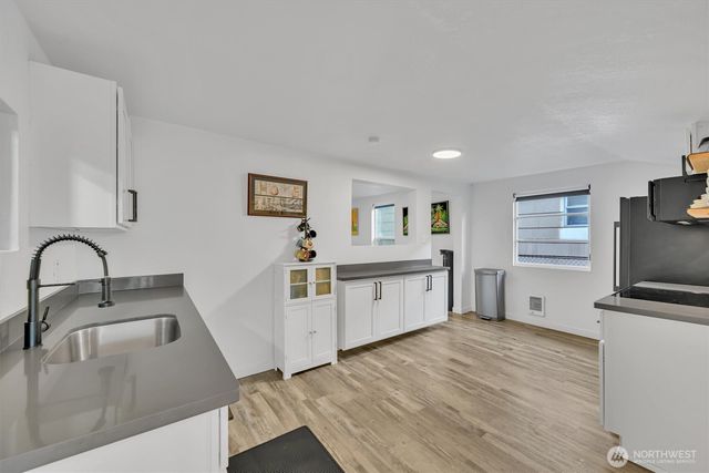 6004 S Lawrence Street, Tacoma, WA 98409