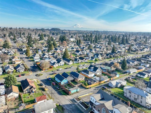 6004 S Lawrence Street, Tacoma, WA 98409