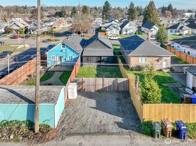 6004 S Lawrence Street, Tacoma, WA 98409