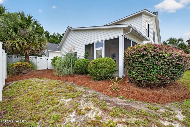 105 Phoebee Court, Hampstead, NC 28443