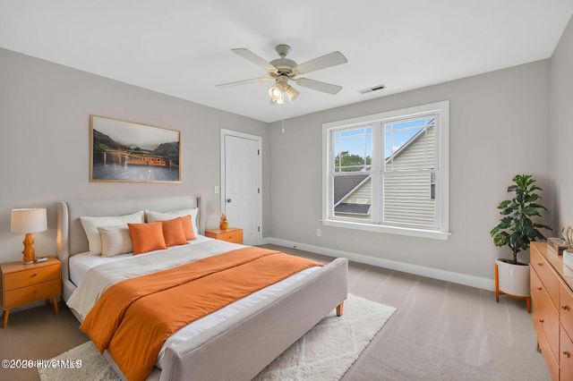105 Phoebee Court, Hampstead, NC 28443