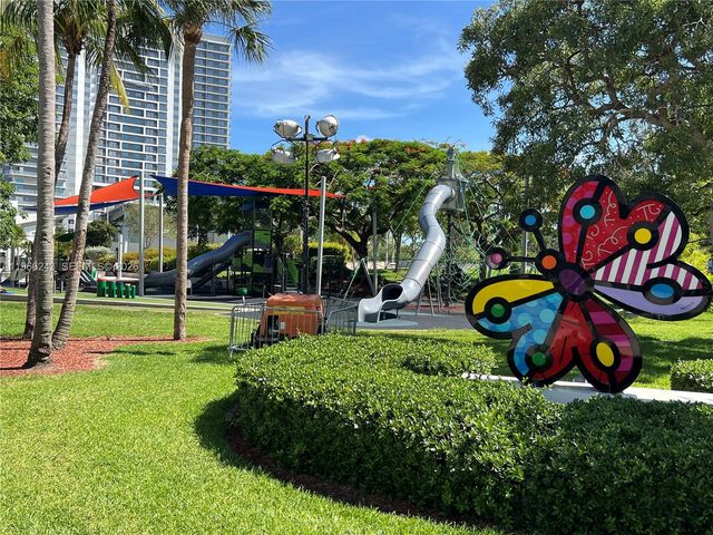 1830 Radius Dr 1203, Hollywood, FL 33020