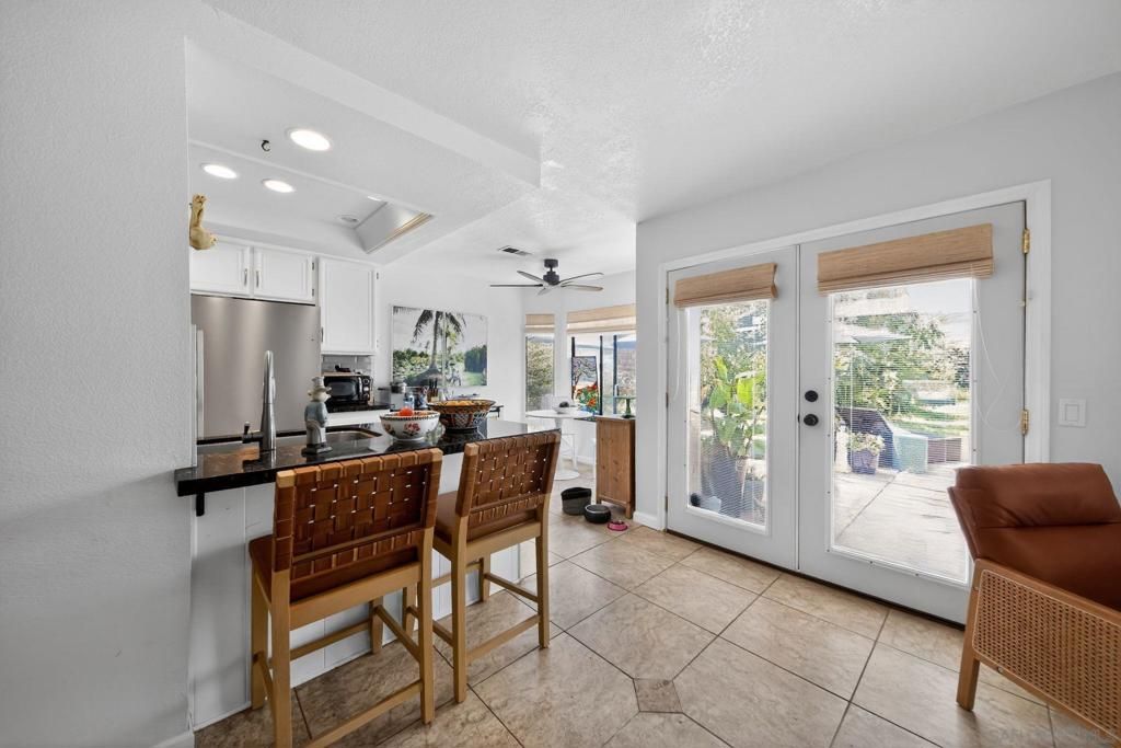 Image 18 of property listing at 5287 Rio Plata Dr, Oceanside, CA 92057
