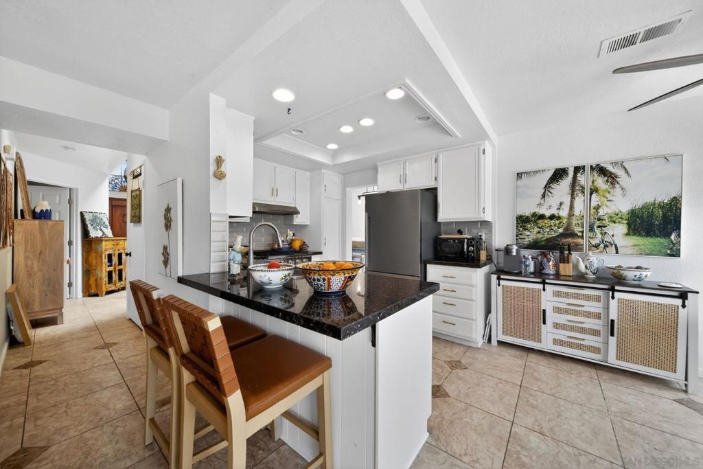 Image 20 of property listing at 5287 Rio Plata Dr, Oceanside, CA 92057