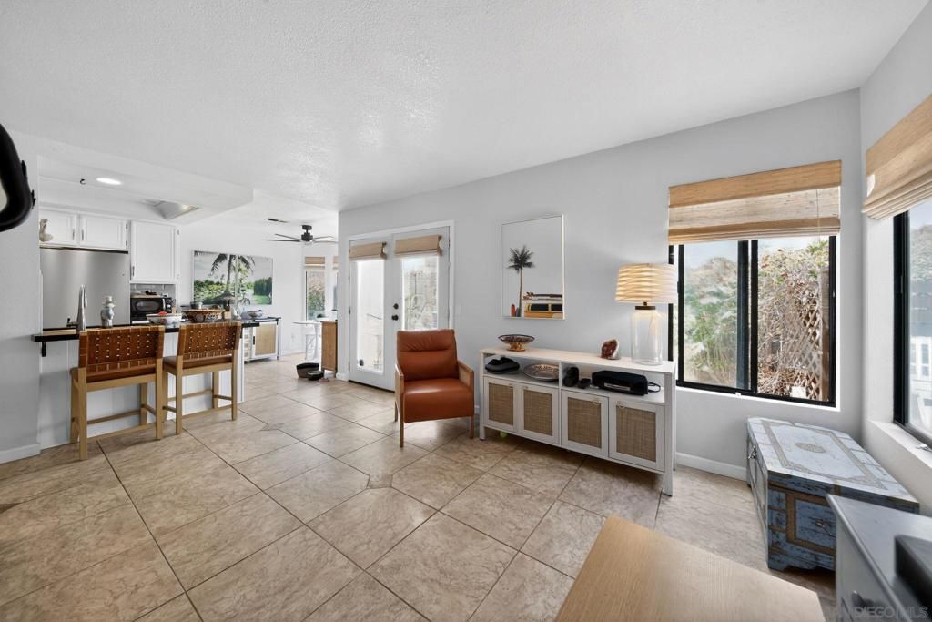 Image 22 of property listing at 5287 Rio Plata Dr, Oceanside, CA 92057