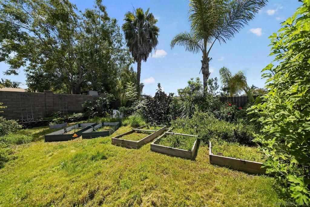 Image 28 of property listing at 5287 Rio Plata Dr, Oceanside, CA 92057