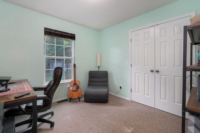 931 S Jester Avenue, Springfield, MO 65802