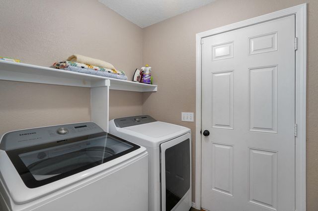 931 S Jester Avenue, Springfield, MO 65802