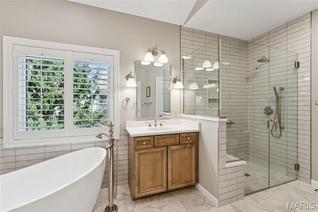 2316 Picardy Place Drive, Chesterfield, MO 63017