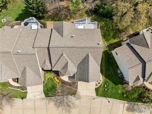 2316 Picardy Place Drive, Chesterfield, MO 63017