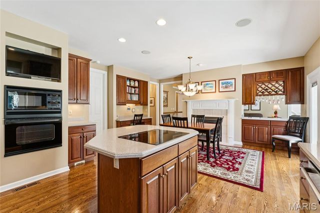 2316 Picardy Place Drive, Chesterfield, MO 63017