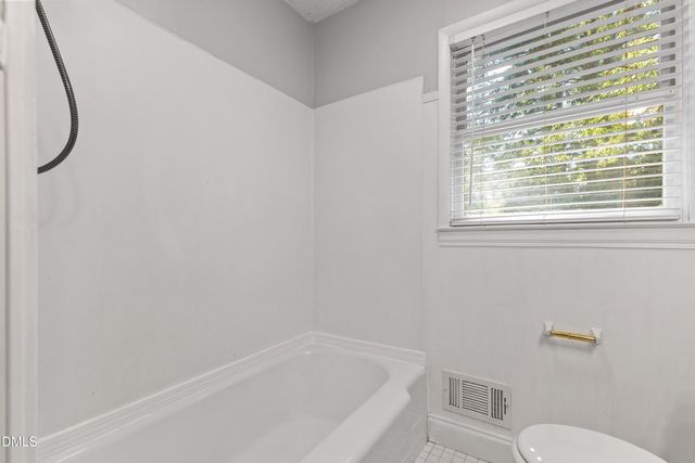 220 Lakewood Drive, Wendell, NC 27591