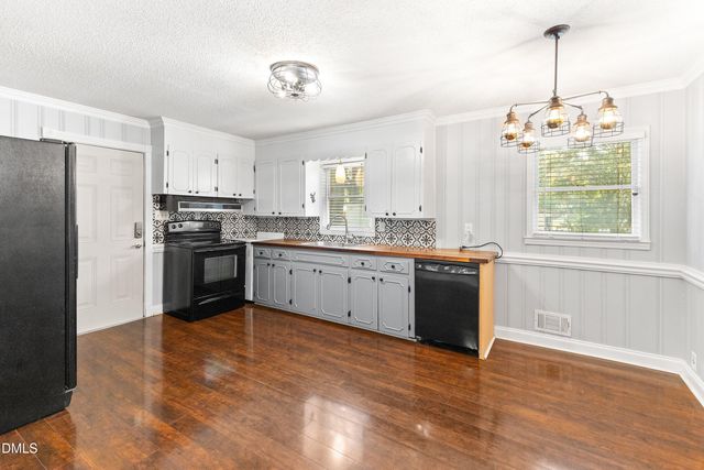 220 Lakewood Drive, Wendell, NC 27591