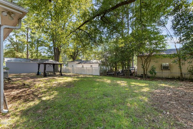 220 Lakewood Drive, Wendell, NC 27591