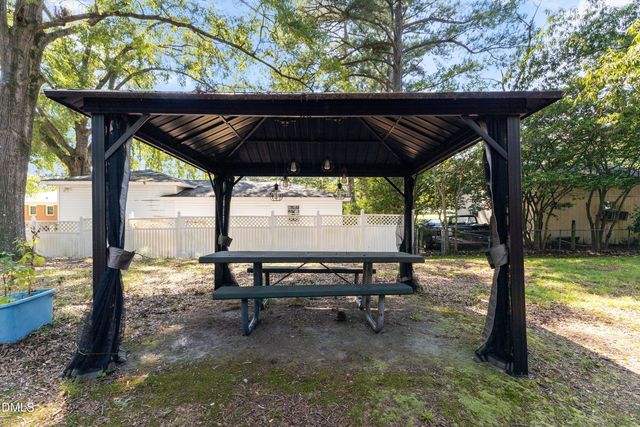 220 Lakewood Drive, Wendell, NC 27591