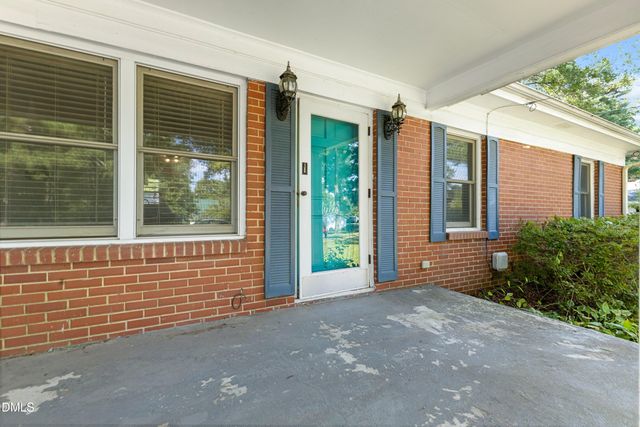 220 Lakewood Drive, Wendell, NC 27591