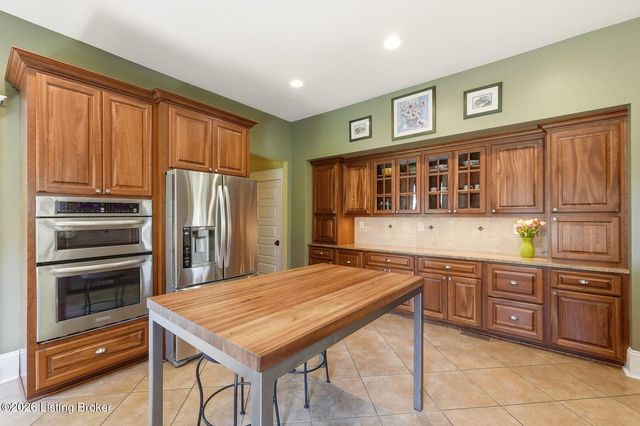 2110 Bonnycastle Ave, Louisville, KY 40205