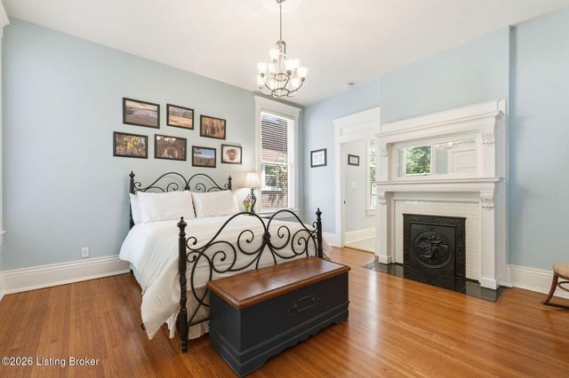 2110 Bonnycastle Ave, Louisville, KY 40205