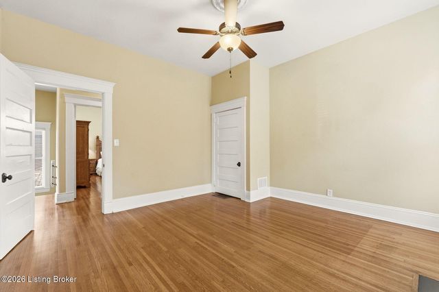 2110 Bonnycastle Ave, Louisville, KY 40205