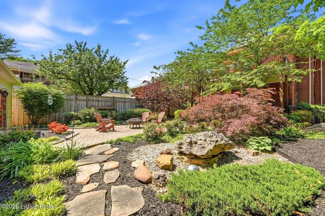 2110 Bonnycastle Ave, Louisville, KY 40205