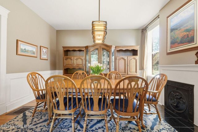 2110 Bonnycastle Ave, Louisville, KY 40205