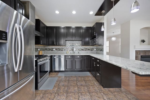 4188 Milford Lane, Aurora, IL 60504