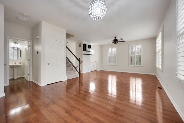 4188 Milford Lane, Aurora, IL 60504