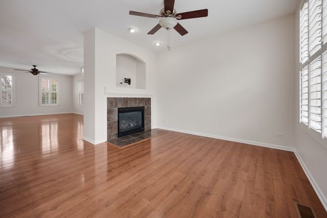 4188 Milford Lane, Aurora, IL 60504