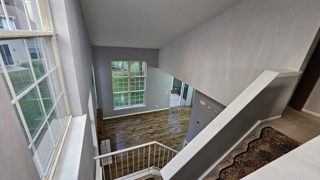 107 Capella Court 107, Lake In The Hills, IL 60156