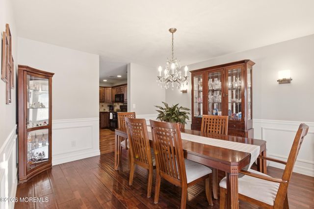 3 Arrowhead Circle, Jackson, NJ 08527