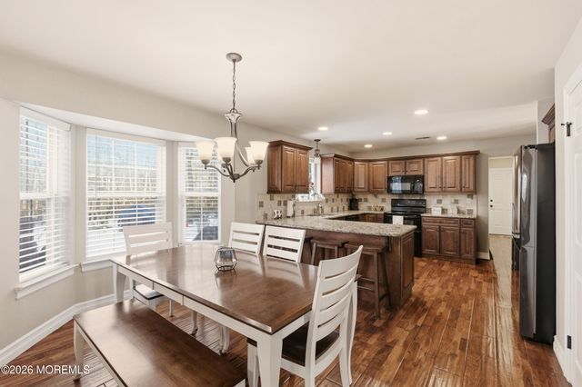 3 Arrowhead Circle, Jackson, NJ 08527