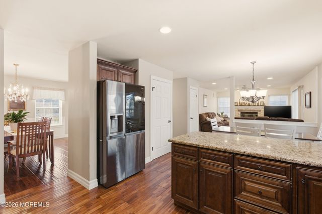 3 Arrowhead Circle, Jackson, NJ 08527