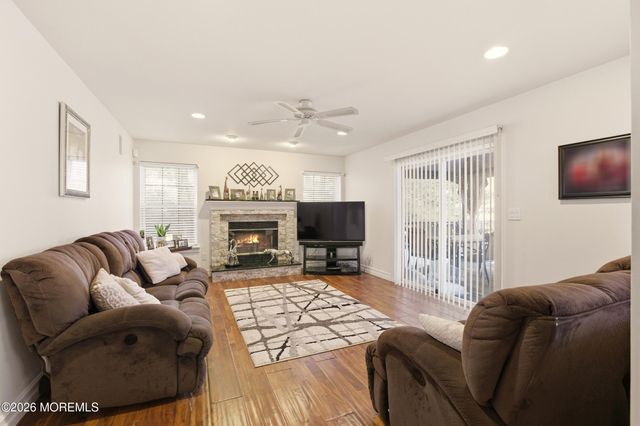 3 Arrowhead Circle, Jackson, NJ 08527