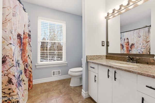 3 Arrowhead Circle, Jackson, NJ 08527