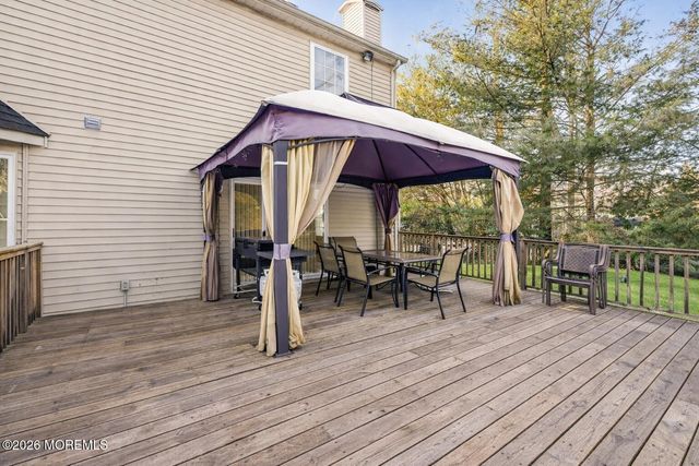 3 Arrowhead Circle, Jackson, NJ 08527