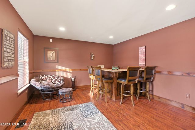 3 Arrowhead Circle, Jackson, NJ 08527