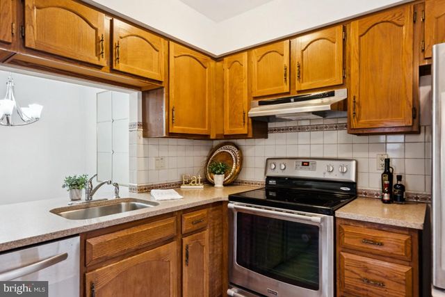 3190-B NEILS CT, Mount Laurel, NJ 08054