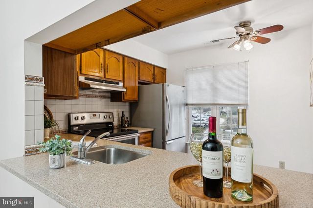 3190-B NEILS CT, Mount Laurel, NJ 08054