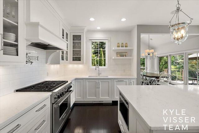 5650 E Watermark Court, Grand Rapids, MI 49546