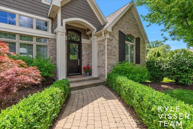 5650 E Watermark Court, Grand Rapids, MI 49546