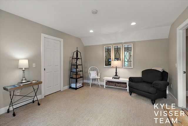 5650 E Watermark Court, Grand Rapids, MI 49546