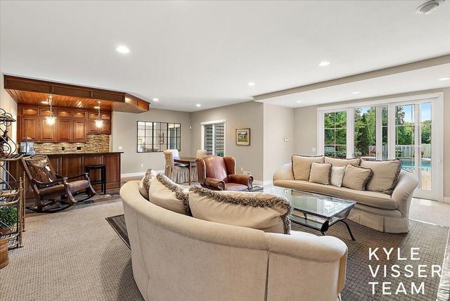 5650 E Watermark Court, Grand Rapids, MI 49546